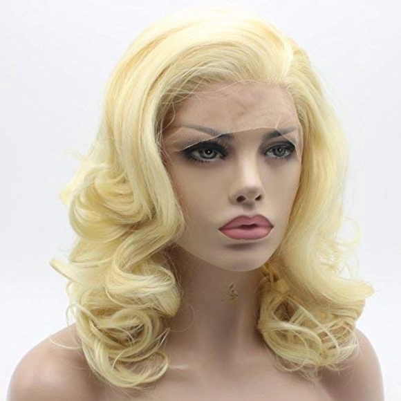 AMY LYNN 16” BLONDE SHORT Lace Front Wig *NWT*💖 - Picture 2 of 4